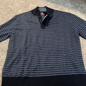 Untuckit Mens Sweater Large NWT
